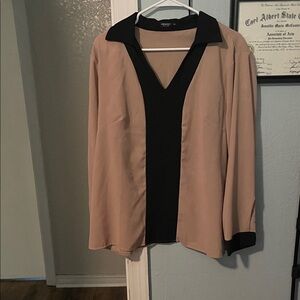SHEIN Black and Tan V-Neck Blouse